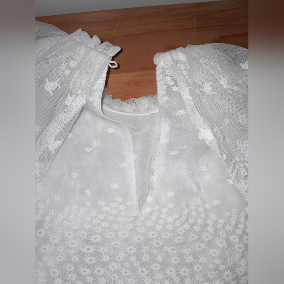 Zara white Sheer women's Long sleeves Ruffle Blouse size XS - Picture 10 of 10
